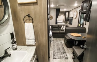 Bunk House! 2022 Jayco Jay Flight SLX 264BH