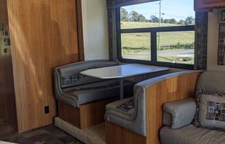 2016 Jayco Alante 31V Class A - Roadtrip in Style!