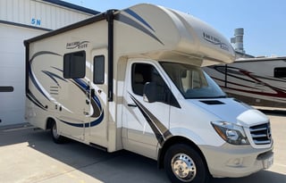 2018 Thor Motor Coach Freedom elite Mercedes