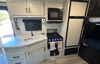 2023 Jayco Jay Flight 242BHSW