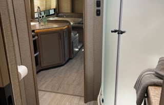 2021 Thor Quantum SL31 Class C