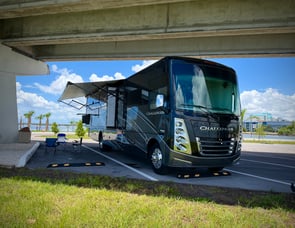 Thor Motor Coach Challenger 37DS