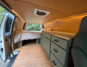 Ford Econoline 2500