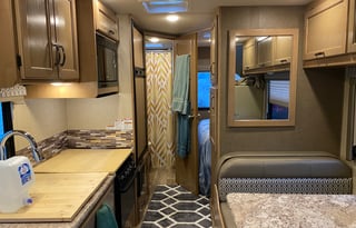 2017 Thor Motor Coach Freedom Elite 22FE