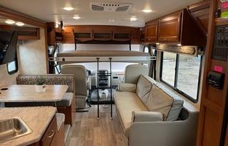 2018 Winnebago Vista 29VE