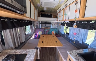 Cliff Lite - Your Fully Stocked California Getaway