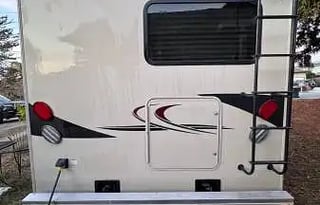 2020 Coachman Leprechaun 230RB Class C