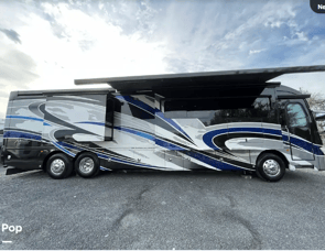 American Coach American Revolution 42S