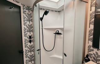 The Chic Chateau - Fully Stocked Luxe RV