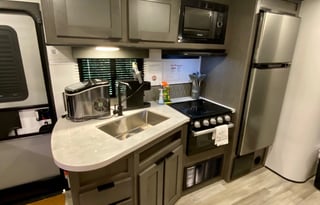 2021 Cruiser Embrace EL310