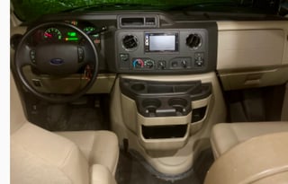 2020 Thor Motor Coach 30D At Tigerbunny Acres Farm