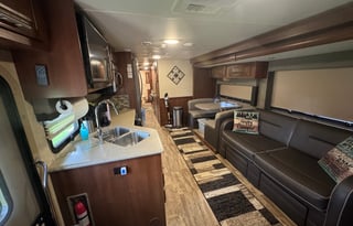 2016 Forest River RV Georgetown 364TS
