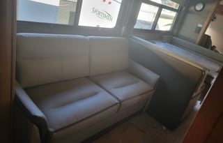 Luxury Family Bunkhouse -Sleeps 10-Fully Stocked