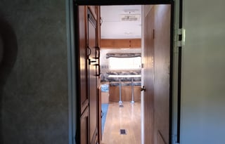 Cool Forest River 27' spacious and light