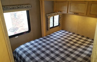 2017 Thor Motor Coach Four Winds 22B