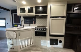 Disney and Beach Ready! 33' Jayco-Bunkhouse Slps 8