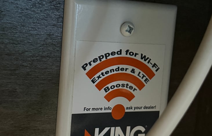 Wifi extender and LTE Booster on board!