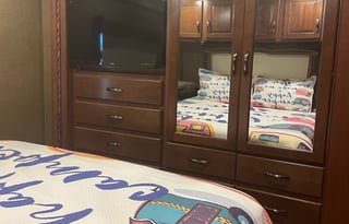 2016 Thor Motor Coach Chateau 31E Bunkhouse