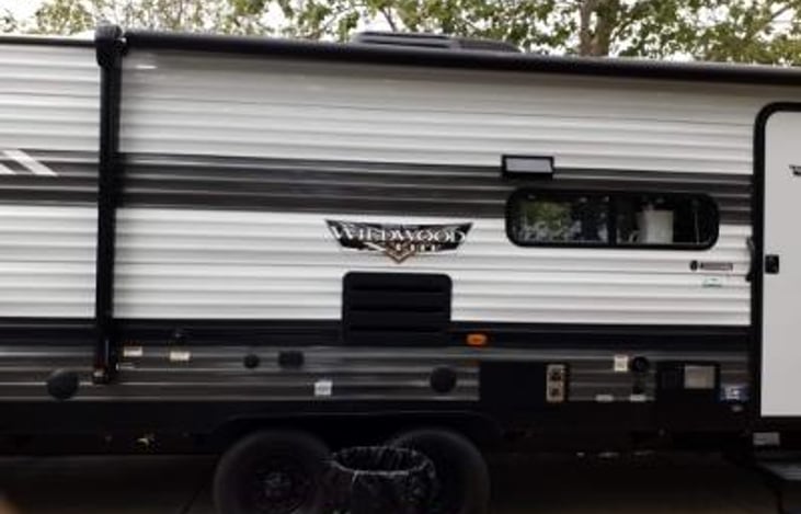 EXTERIOR PASSENGER SIDE AWNING