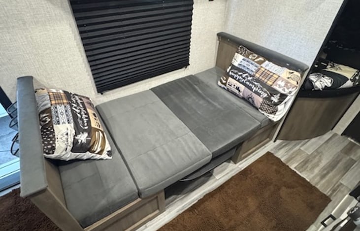 Table bed