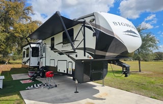 42' Bighorn - Insurance Included