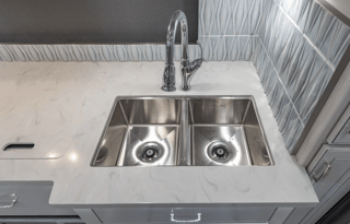 2023 Fleetwood RV Discovery 38W