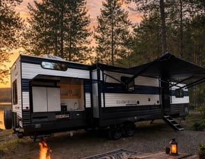 Forest River RV Cherokee Wolf Den 304SR