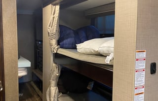 2017 Thor Motor Coach Quantum LF31