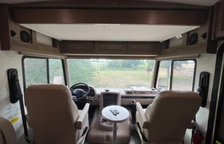 The Lone Star Lodge – Tailgate-Ready, Pet-Friendly