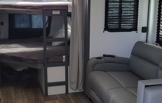 2022 Keystone RV Bullet 290BHS