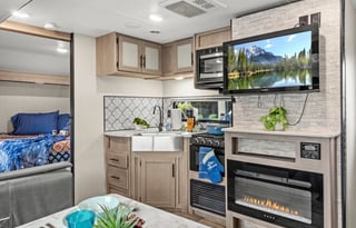 Tahoe Coleman | 50GB Starlink | Pet Friendly | Sac