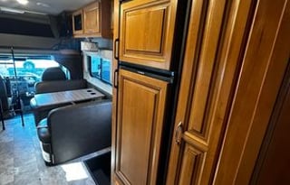 2020 NeXus RV Wraith 34W Super C