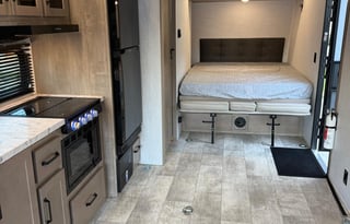HONEST RVS – TOY Sleeps 5 (Compact)