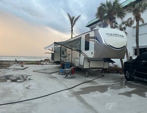 Forest River RV Wildwood Heritage Glen 356QB