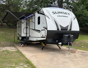 CrossRoads RV Sunset Trail Super Lite SS330BH