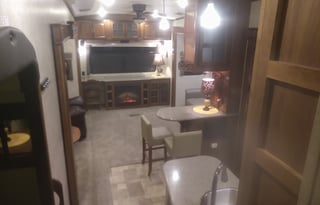 2014 Keystone RV Montana 3625 RE