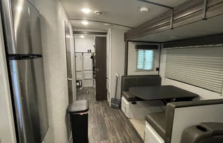 Family friendly RV with 2 A/Cs