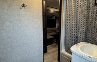 Glamping Good Times! - 2022 Jayco 38BHDS