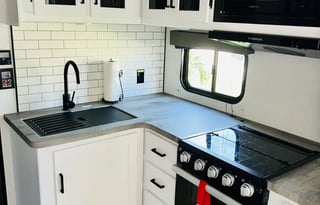 2023 Keystone RV Hideout 25RDS (Hannam House - FL)