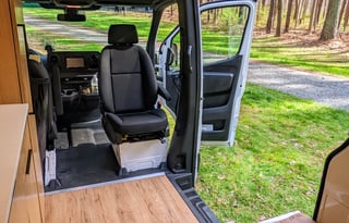 Juniper | Luxury Vanlife | Mercedes Sprinter 2500