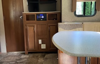 2015 Coachmen RV Freedom Express 248RBS