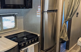 NeXus RV Triumph 24T