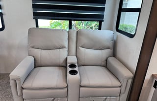 2022 Prime Time RV Crusader 335RLP