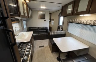2019 Prime Time RV Avenger 26BH