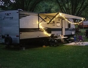 CrossRoads RV Zinger Lite ZR270BH