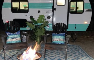 “Sunray In The Woods” at Starlit Glamping LLC PETS