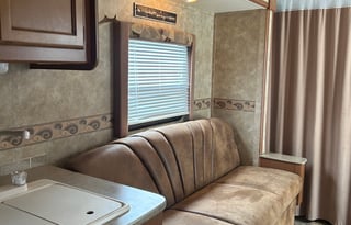 2011 Gulf Stream Stream Lite Sport- FULLY STOCKED