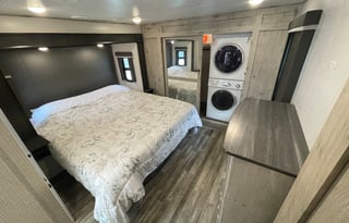 Multi-Bedroom/Loft  Camper On property Rental ONLY