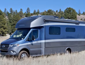Tiffin Motorhomes Wayfarer 25 RW