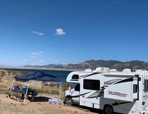 Thor Motor Coach Freedom Elite FE